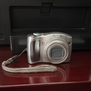 Canon Silver PowerShot Digital Camera with Zoom Lens